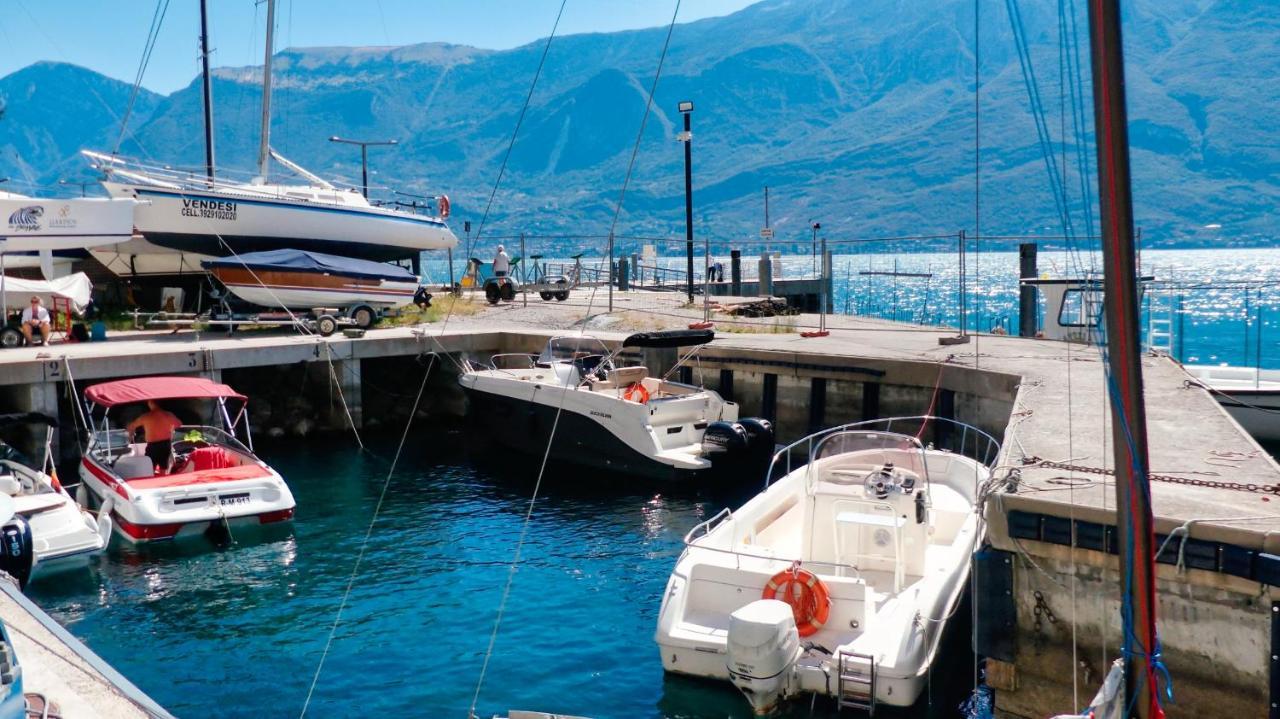 Dv Garda Suite Campione del Garda Exterior foto